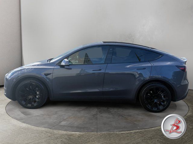 Used 2023 Tesla Model Y Long Range AWD/4WD image 4