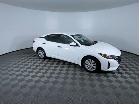 New 2025 Nissan Sentra S image 2