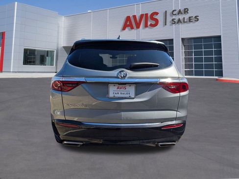 Used 2024 Buick Enclave Premium image 7