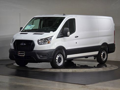 New 2025 Ford Transit 150 Low Roof image 6