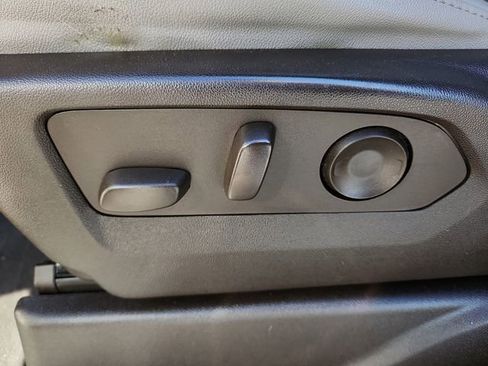 Used 2023 Chevrolet Tahoe Z71 w/ Z71 Off-Road Package image 15