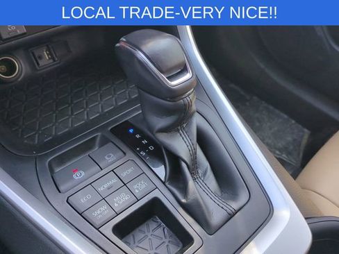 Used 2019 Toyota RAV4 XLE Premium w/ Cold Weather Package AWD/4WD image 27