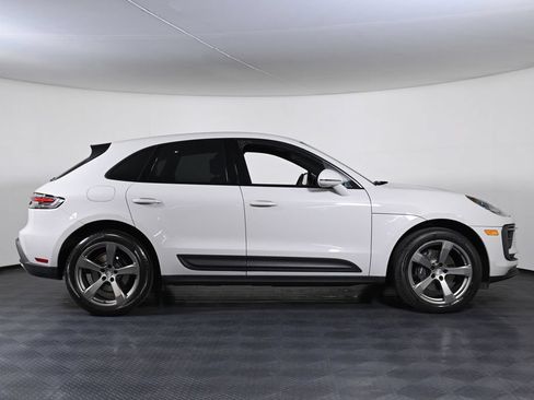 Used 2023 Porsche Macan AWD/4WD image 8