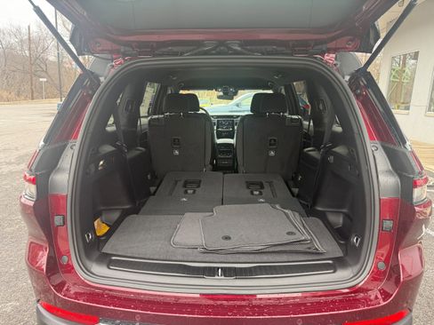 New 2026 Jeep Grand Cherokee L Limited image 12