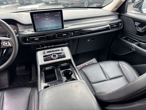 Certified 2023 Lincoln Aviator AWD w/ Premium Package image 31