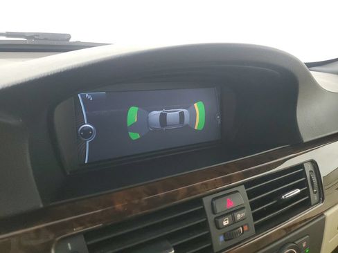 Used 2013 BMW 328i Convertible RWD image 23