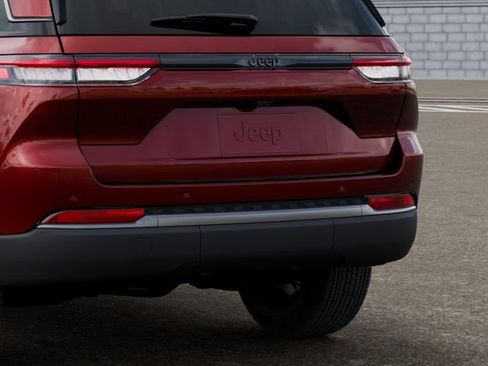 New 2026 Jeep Grand Cherokee Altitude RWD image 13