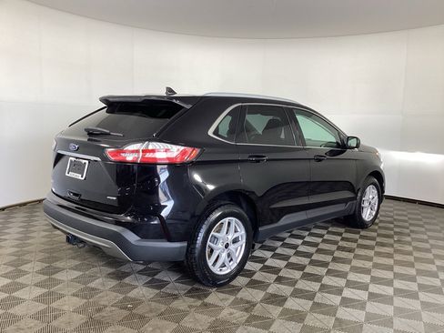 Used 2023 Ford Edge SEL w/ Convenience Package AWD/4WD image 2