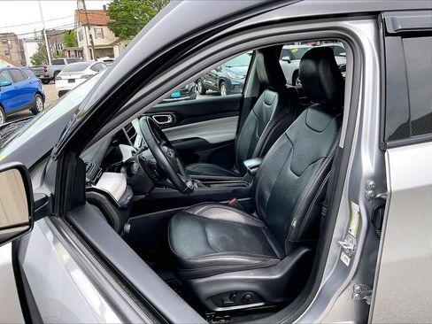 Used 2022 Jeep Compass Limited AWD/4WD image 10