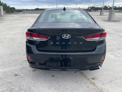 Used 2018 Hyundai Sonata SEL w/ Tech Package 02 image 6