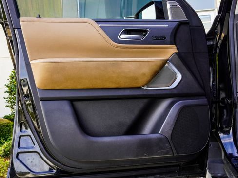 Certified 2025 INFINITI QX80 Sensory AWD/4WD image 32