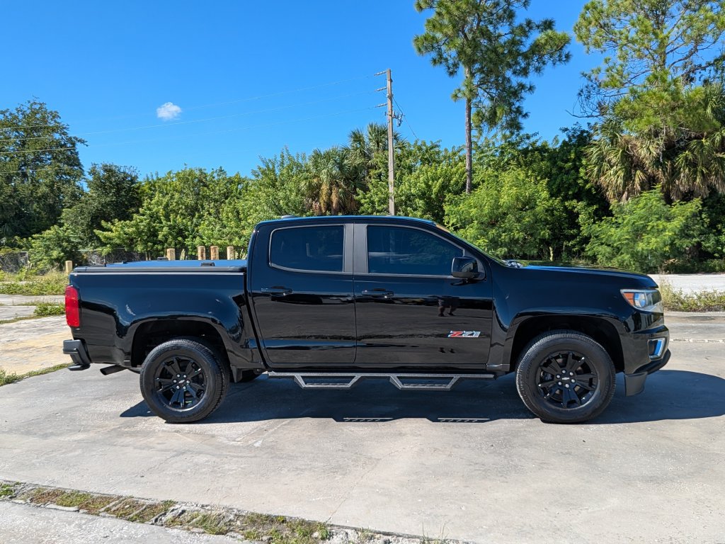 Used 2018 Chevrolet Colorado Z71 w/ Z71 Midnight Edition AWD/4WD image 10