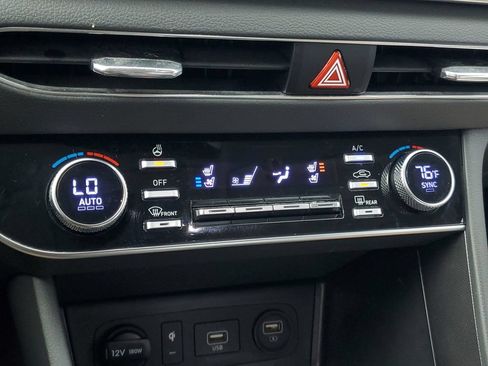 Used 2022 Hyundai Sonata Limited FWD image 26