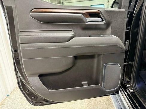 Used 2023 GMC Sierra 1500 SLT w/ SLT Premium Package image 24