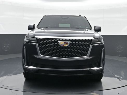 Used 2022 Cadillac Escalade ESV Premium Luxury image 6