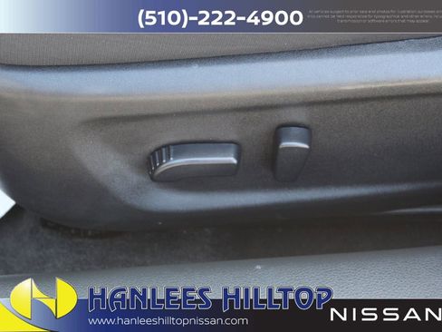 Used 2025 Nissan Altima 2.5 SV FWD image 13