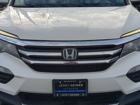 Used 2016 Honda Pilot Touring image 9