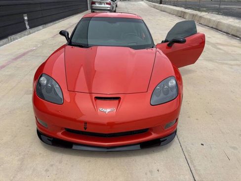 Used 2011 Chevrolet Corvette Z06 RWD image 22
