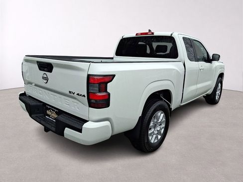 Used 2023 Nissan Frontier SV w/ Tow Package AWD/4WD image 7