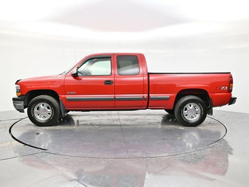 Used 2002 Chevrolet Silverado 1500 LS w/ Off-Road Pkg image 8