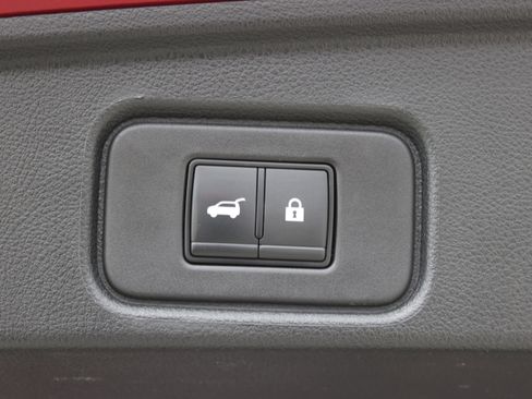 Certified 2023 Nissan Pathfinder SL image 8