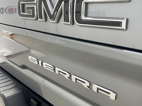 Used 2024 GMC Sierra 2500 AT4 w/ AT4 Premium Plus Package AWD/4WD image 20