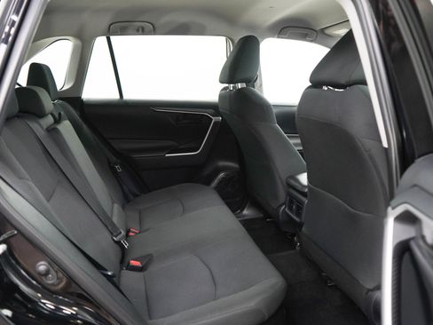 Used 2019 Toyota RAV4 LE w/ Carpet Mat Package AWD/4WD image 12