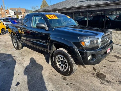 Used 2010 Toyota Tacoma 4x4 Access Cab V6 image 1