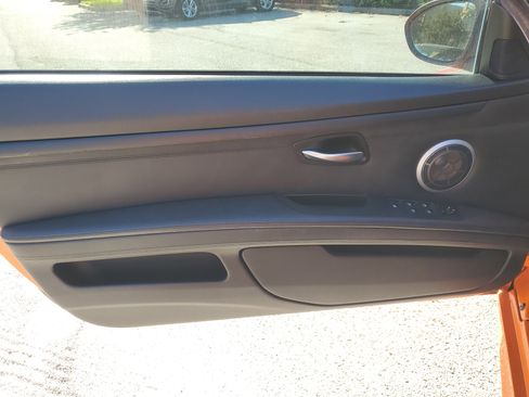 Used 2013 BMW M3 Convertible w/ Premium Pkg image 13