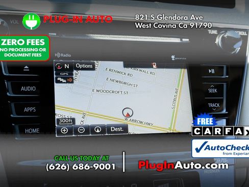 Used 2015 Toyota Prius V Four FWD image 25
