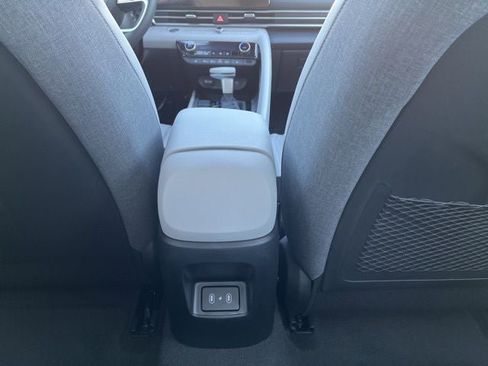 New 2026 Hyundai Elantra Limited image 23