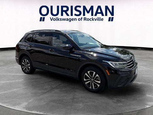 Used 2023 Volkswagen Tiguan S FWD image 1