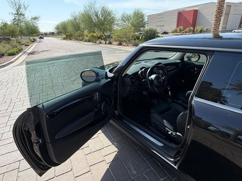 Used 2019 MINI Cooper S FWD image 7