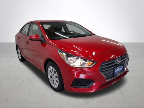 Used 2018 Hyundai Accent SE FWD image 4