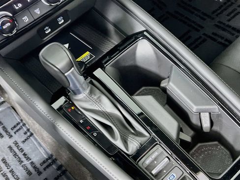 Used 2025 Honda Accord Touring image 15
