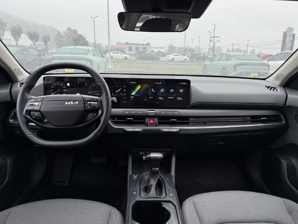 Certified 2025 Kia K4 EX FWD image 20
