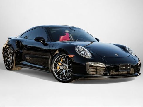 Used 2015 Porsche 911 Turbo S image 4