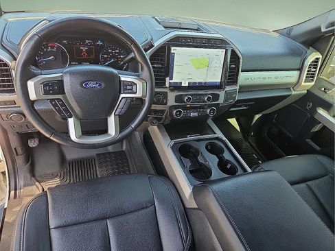 Used 2022 Ford F250 4x4 Crew Cab Super Duty image 6