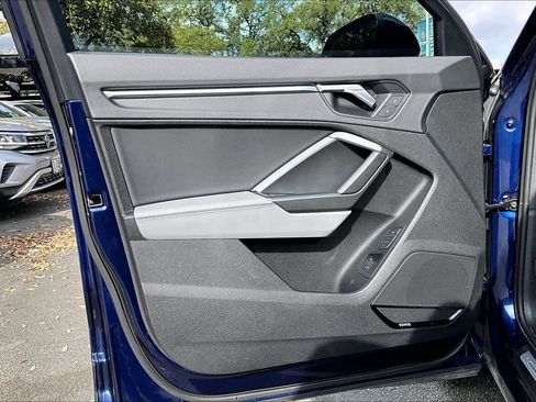 Used 2024 Audi Q3 2.0T Premium Plus w/ Premium Plus Package image 22