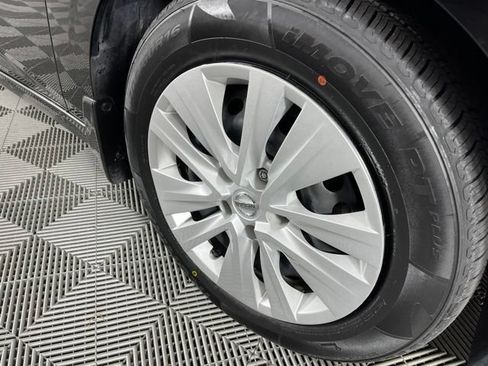 Used 2024 Nissan Sentra S FWD image 16