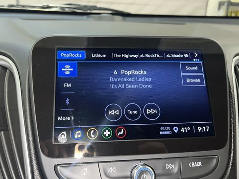 Used 2023 Chevrolet Malibu LT image 28