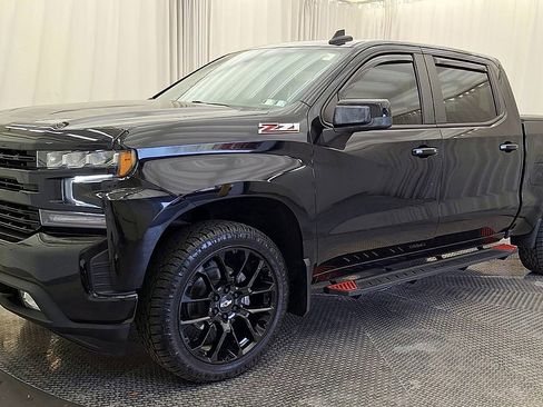 Used 2022 Chevrolet Silverado 1500 RST AWD/4WD image 7