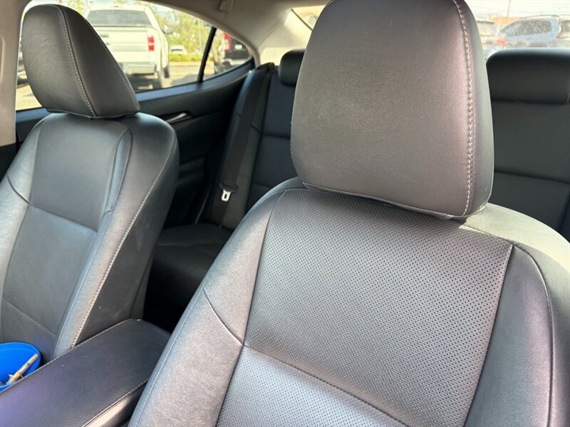 Used 2016 Lexus ES 350 w/ Navigation System Package FWD image 4