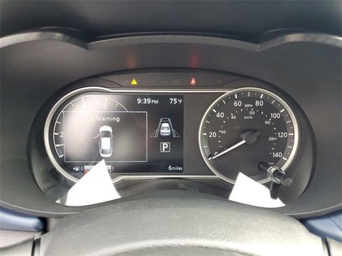 New 2025 Nissan Versa SV w/ Trunk Package image 14