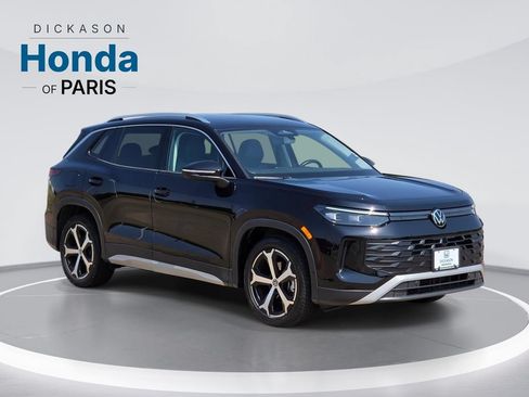 Used 2026 Volkswagen Tiguan SE FWD image 3