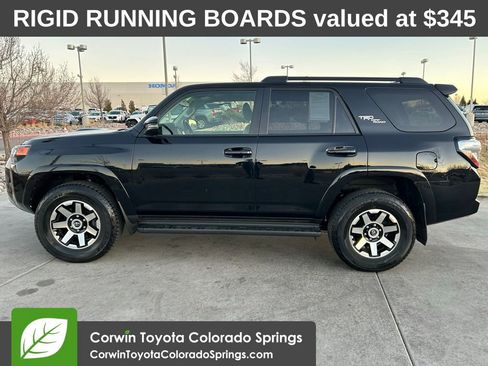 Used 2024 Toyota 4Runner TRD Off-Road Premium image 4