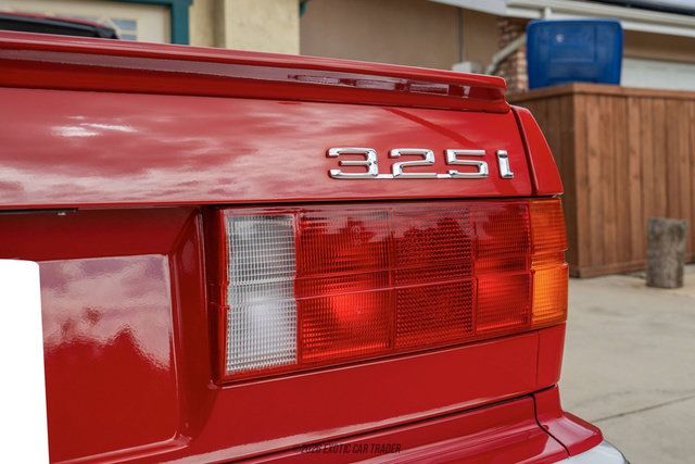 Used 1988 BMW 325i Convertible RWD image 61