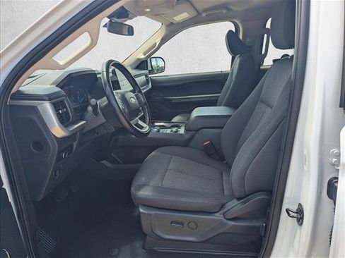 Used 2024 Ford Expedition Max XLT AWD/4WD image 16