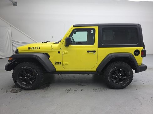 Used 2022 Jeep Wrangler Sport AWD/4WD image 8