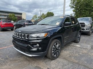 Used 2024 Jeep Compass Limited image 1
